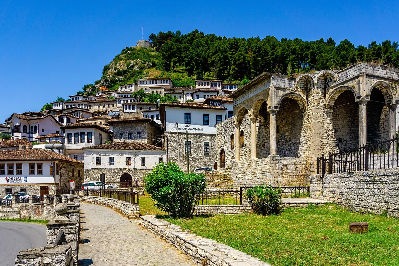 BERAT (1 DAY TOUR)