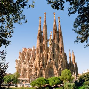 BARCELONE ME AVION & GUIDË