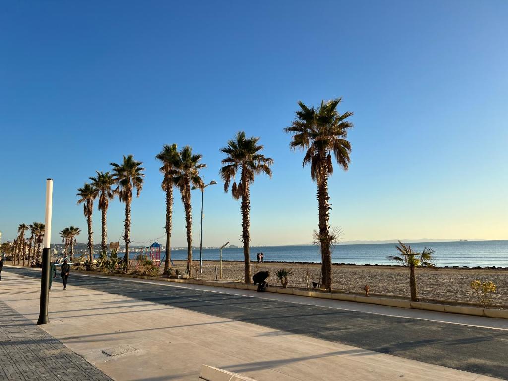 Durrës – Free Time – Airport