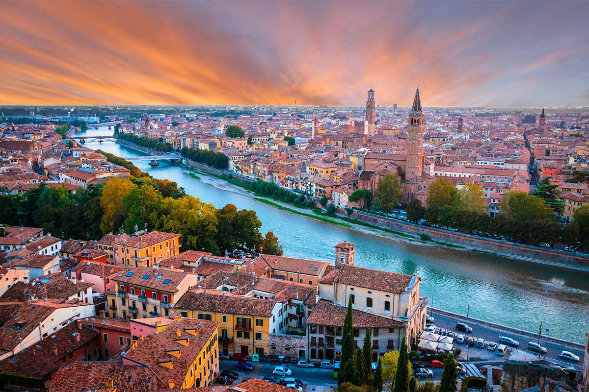 Verona Avion & Hotel